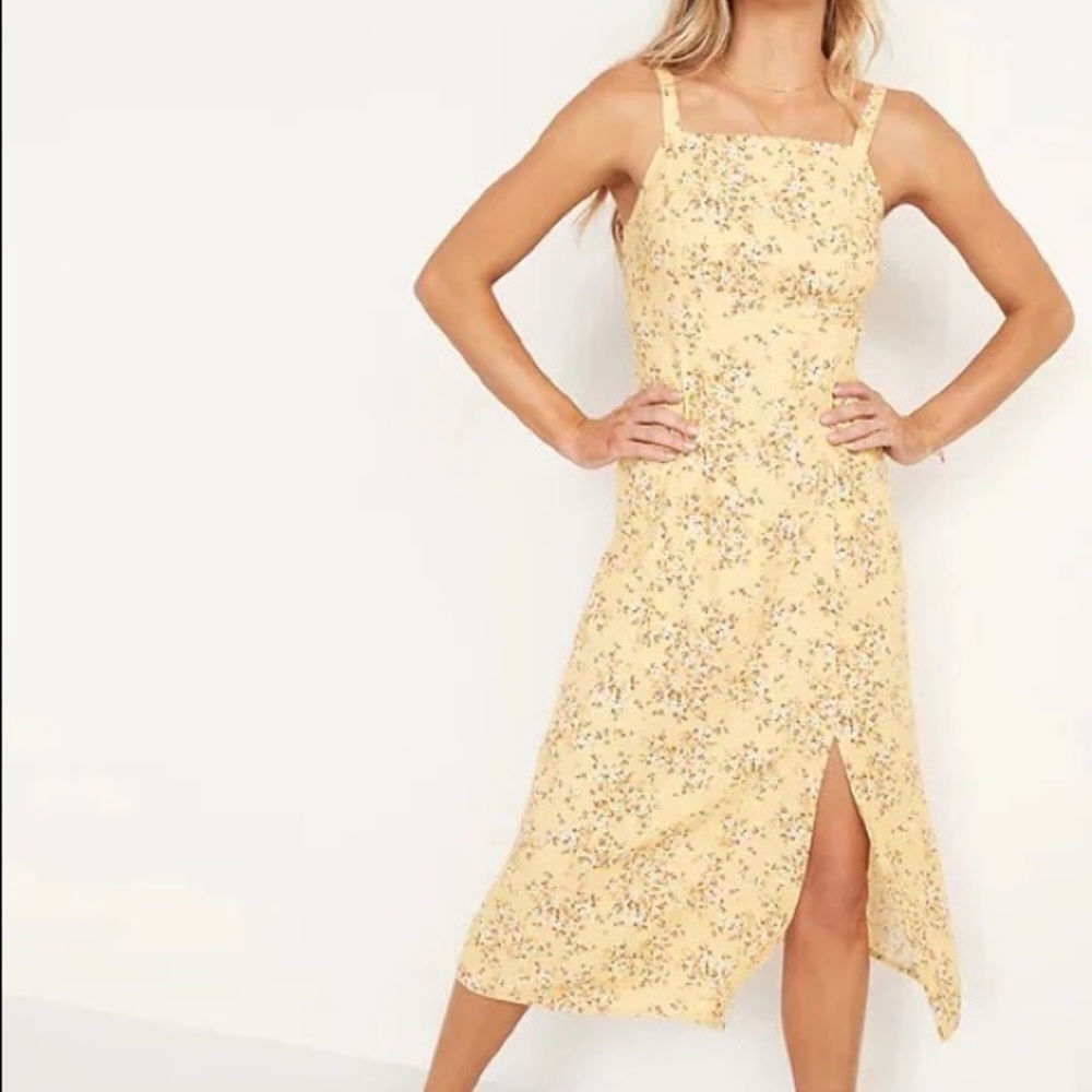 Sleeveless Linen-Blend Maxi Shift Dress